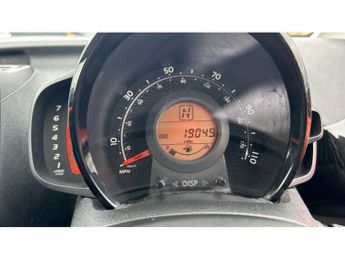 Toyota Aygo 1.0 VVT-i X-Cite 5 5dr x-shift Petrol Hatchback
