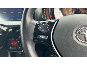 Toyota Aygo 1.0 VVT-i X-Cite 5 5dr x-shift Petrol Hatchback