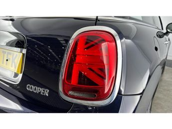 MINI Hatchback 1.5 Cooper Exclusive 3dr Auto Petrol Hatchback