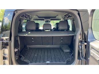 Land Rover Defender 3.0 D300 X 110 5dr Auto Diesel Estate