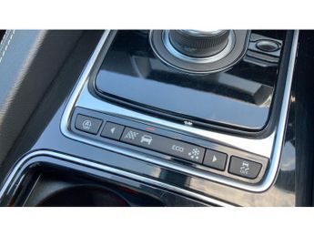Jaguar F-Pace 2.0d [240] Chequered Flag 5dr Auto AWD Diesel Estate