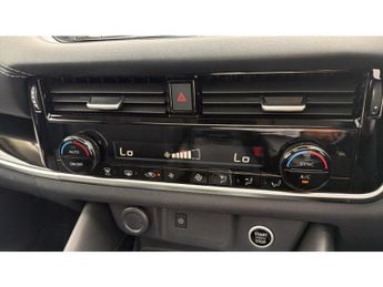 Nissan Qashqai 1.3 DiG-T MH 158 Premiere Edition 5dr Xtronic Petrol Hatchback