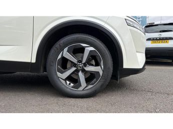 Nissan Qashqai 1.3 DiG-T MH 158 Premiere Edition 5dr Xtronic Petrol Hatchback