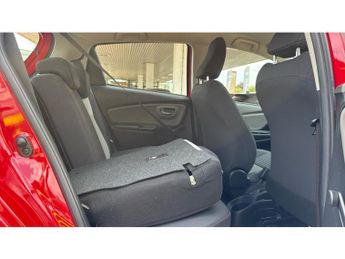 Toyota Yaris 1.5 VVT-i Icon Tech 5dr CVT Petrol Hatchback