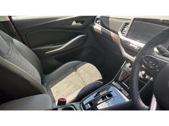 Vauxhall Grandland 1.2 Hybrid [136] Ultimate 5dr e-DCT6 Petrol Hatchback