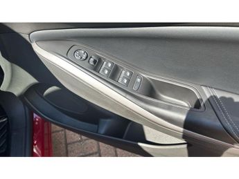 Vauxhall Grandland 1.2 Hybrid [136] Ultimate 5dr e-DCT6 Petrol Hatchback