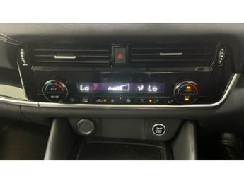Nissan Qashqai 1.3 DiG-T MH 158 N-Connecta 5dr Xtronic Petrol Hatchback