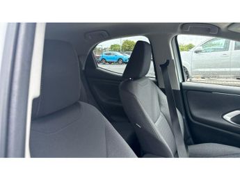 Toyota Yaris 1.5 Hybrid Design 5dr CVT Hybrid Hatchback