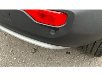 Volvo XC40 2.0 B3P Core 5dr Auto Petrol Estate