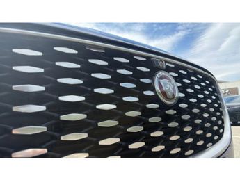 Jaguar F-Pace 2.0 D165 S 5dr Auto AWD Diesel Estate