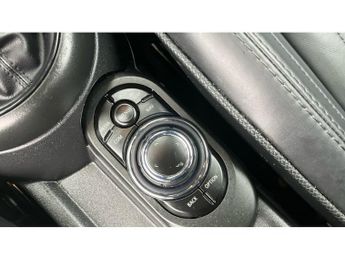 MINI Hatchback 1.5 Cooper Exclusive 3dr Auto Petrol Hatchback