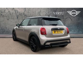 MINI Hatchback 1.5 Cooper Exclusive 3dr Auto Petrol Hatchback