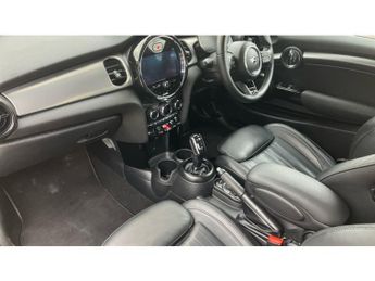 MINI Hatchback 1.5 Cooper Exclusive 3dr Auto Petrol Hatchback