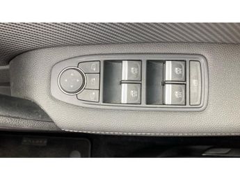 Renault Captur 1.6 E-Tech full hybrid 145 Engineered 5dr Auto Hybrid Hatchback