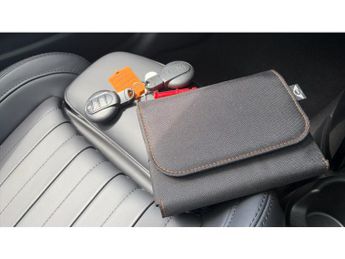 MINI Hatchback 1.5 Cooper Exclusive 3dr Auto Petrol Hatchback