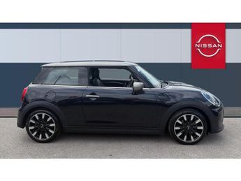 MINI Hatchback 1.5 Cooper Exclusive 3dr Auto Petrol Hatchback