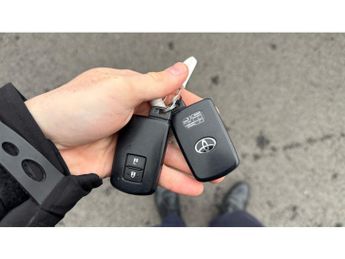 Toyota Yaris 1.5 Hybrid Y20 5dr CVT [Bi-tone] Hybrid Hatchback