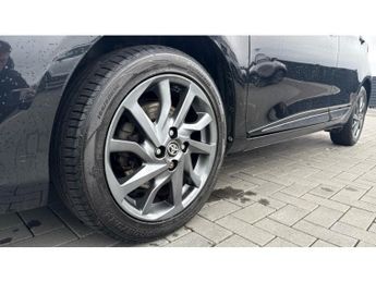 Toyota Yaris 1.5 Hybrid Y20 5dr CVT [Bi-tone] Hybrid Hatchback