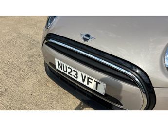 MINI Hatchback 1.5 Cooper Classic 3dr Auto [Comfort Pack] Petrol Hatchback