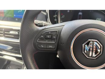 MG HS 1.5 T-GDI Excite 5dr DCT Petrol Hatchback