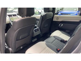 Land Rover Discovery 3.0 D300 R-Dynamic SE 5dr Auto Diesel Station Wagon