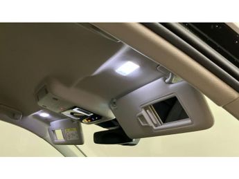 Volkswagen T-Roc 1.5 eTSI 150 Life 5dr DSG Petrol Hatchback
