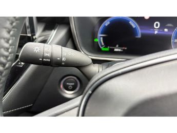 Toyota Corolla 1.8 Hybrid Design 5dr CVT Hybrid Hatchback