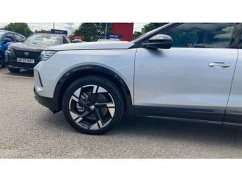 Vauxhall Grandland 157kW Ultimate 73kWh 5dr Auto [Fixed Roof] Electric Hatchback