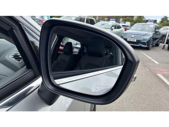 Nissan Qashqai 1.3 DiG-T MH 158 N-Connecta 5dr Xtronic Petrol Hatchback