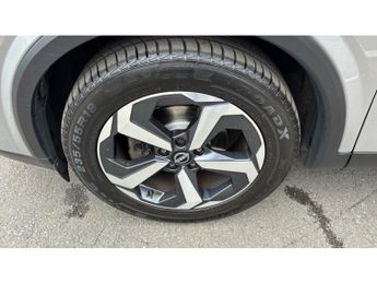 Nissan Qashqai 1.3 DiG-T MH 158 N-Connecta 5dr Xtronic Petrol Hatchback