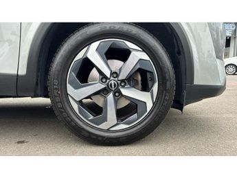 Nissan Qashqai 1.3 DiG-T MH 158 N-Connecta 5dr Xtronic Petrol Hatchback