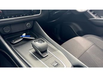 Nissan Qashqai 1.3 DiG-T MH 158 N-Connecta 5dr Xtronic Petrol Hatchback