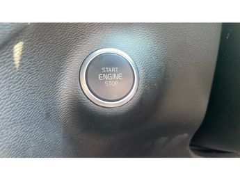 Volvo XC40 2.0 B3P Plus Dark 5dr Auto Petrol Estate