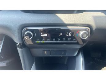 Toyota Yaris 1.5 Hybrid Design 5dr CVT Hybrid Hatchback