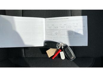 Nissan Qashqai 1.3 DiG-T MH 158 N-Connecta 5dr Xtronic Petrol Hatchback
