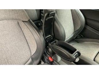 MINI Hatchback 135kW Cooper S Multitone Edition 33kWh 3dr Auto Electric Hatchba