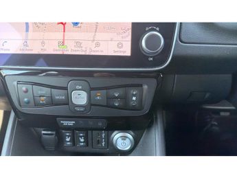 Nissan LEAF 110kW N-Connecta 39kWh 5dr Auto Electric Hatchback