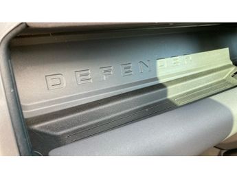 Land Rover Defender 2.0 P400e X-Dynamic SE 110 5dr Auto Estate
