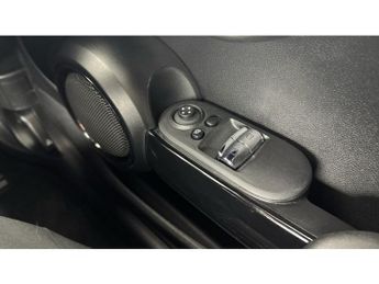 MINI Hatchback 135kW Cooper S Level 2 33kWh 3dr Auto Electric Hatchback
