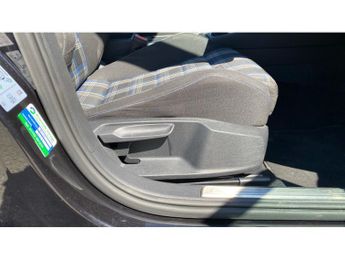 Volkswagen Golf 1.4 TSI GTE 5dr DSG Hatchback