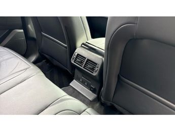 Land Rover Range Rover Velar 2.0 D200 MHEV Dynamic SE 5dr Auto Diesel Estate