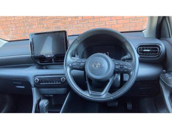 Toyota Yaris 1.5 Hybrid Design 5dr CVT Hybrid Hatchback