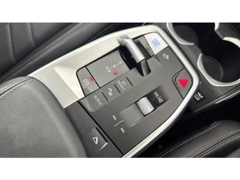 BMW iX1 230kW xDrive30 xLine 65kWh 5dr Auto Electric Estate