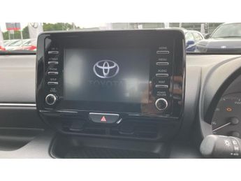 Toyota Yaris 1.5 Hybrid Icon 5dr CVT Hybrid Hatchback