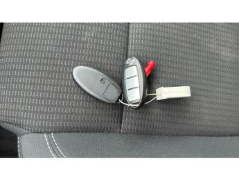 Nissan Qashqai 1.3 DiG-T MH 158 Acenta Premium 5dr Xtronic Petrol Hatchback