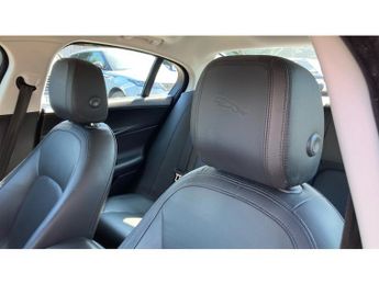 Jaguar XE 2.0d [180] Portfolio 4dr Auto Diesel Saloon