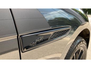 Jaguar F-Pace 2.0 D200 R-Dynamic Black 5dr Auto AWD Diesel Estate
