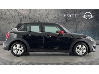 MINI Hatchback 1.5 Cooper Classic Premium 5dr Auto Petrol Hatchback