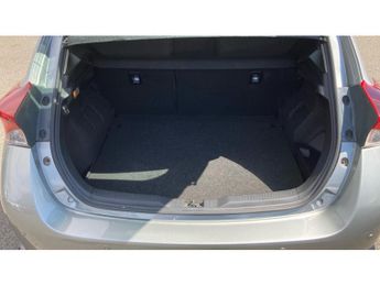 Toyota Auris 1.8 Hybrid Business Edition 5dr CVT Hybrid Hatchback