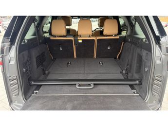 Land Rover Discovery 3.0 D300 Metropolitan Edition 5dr Auto Diesel Station Wagon